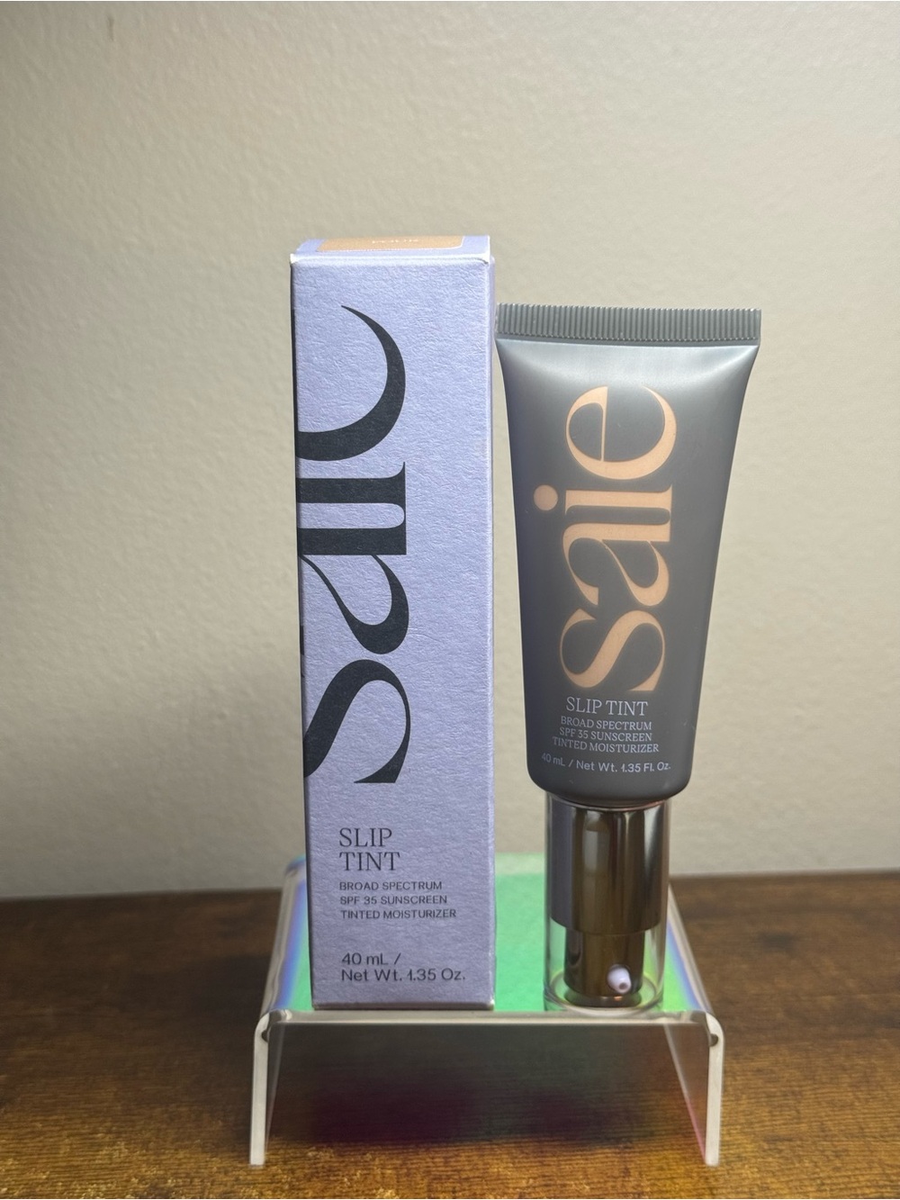 Saie slip tint 4